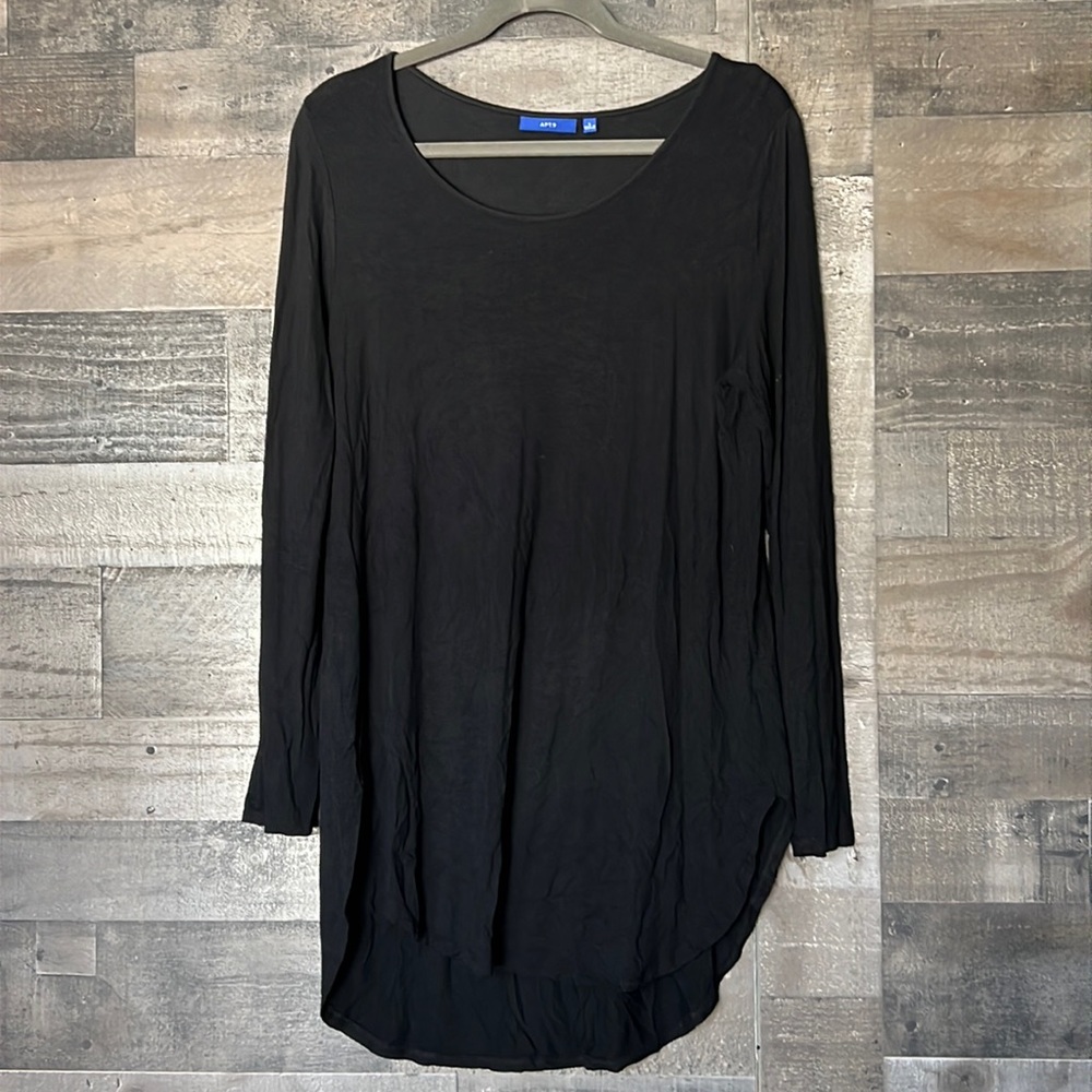 Tunic length long sleeve tee